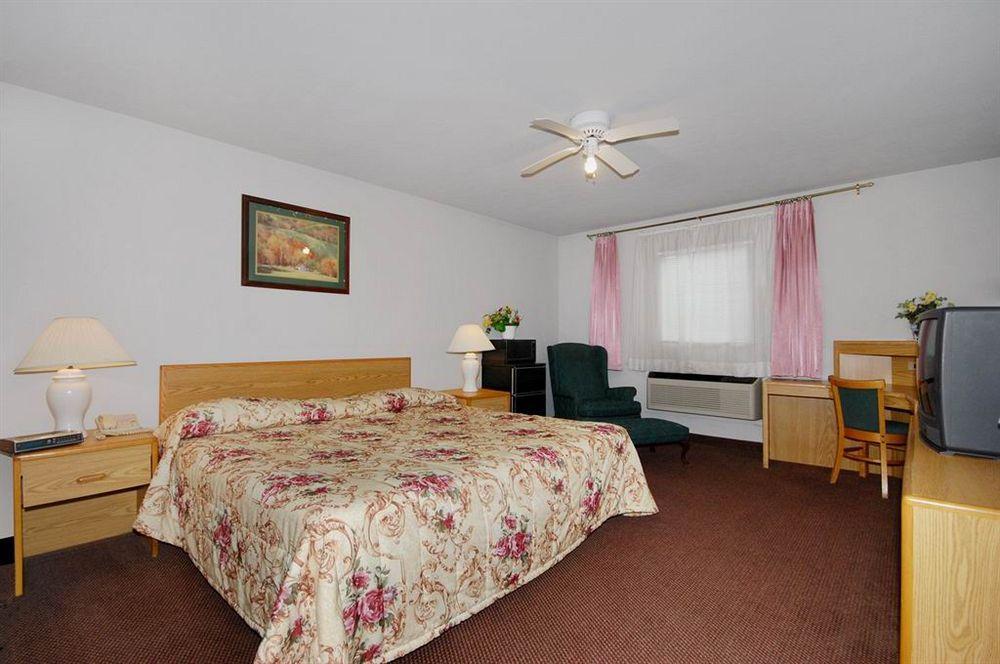 Oak Hill Inn And Suites Tahlequah Extérieur photo