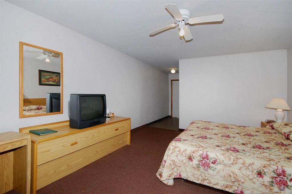 Oak Hill Inn And Suites Tahlequah Extérieur photo