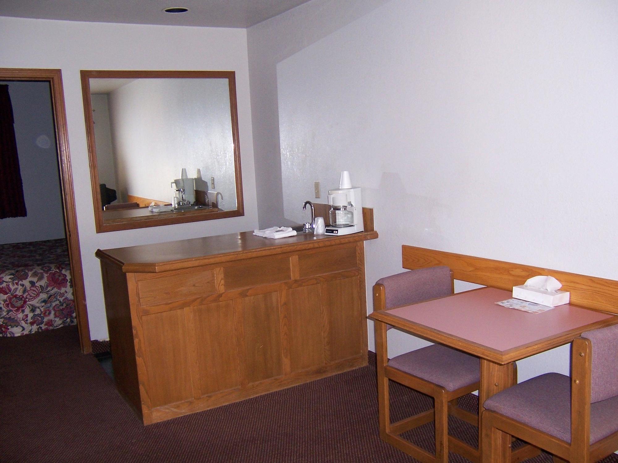 Oak Hill Inn And Suites Tahlequah Extérieur photo